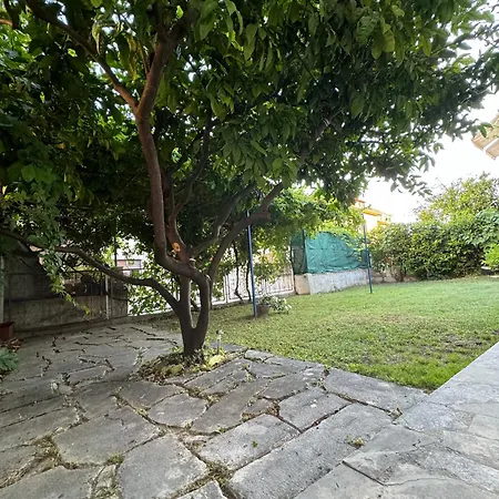 Daire Valentinas Garden *