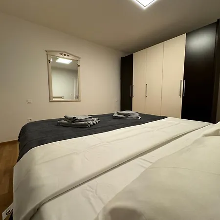 Valentinas Garden Appartement *