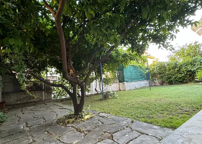 شقة Valentinas Garden *