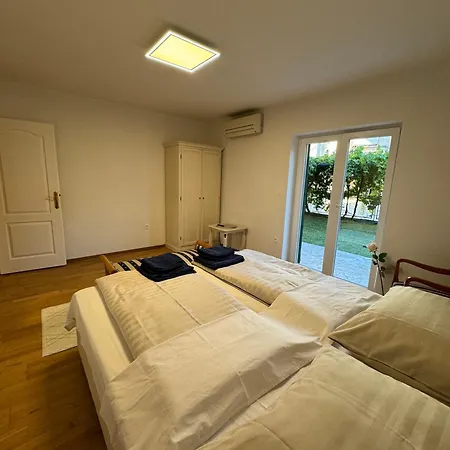 Valentinas Garden Σπλιτ